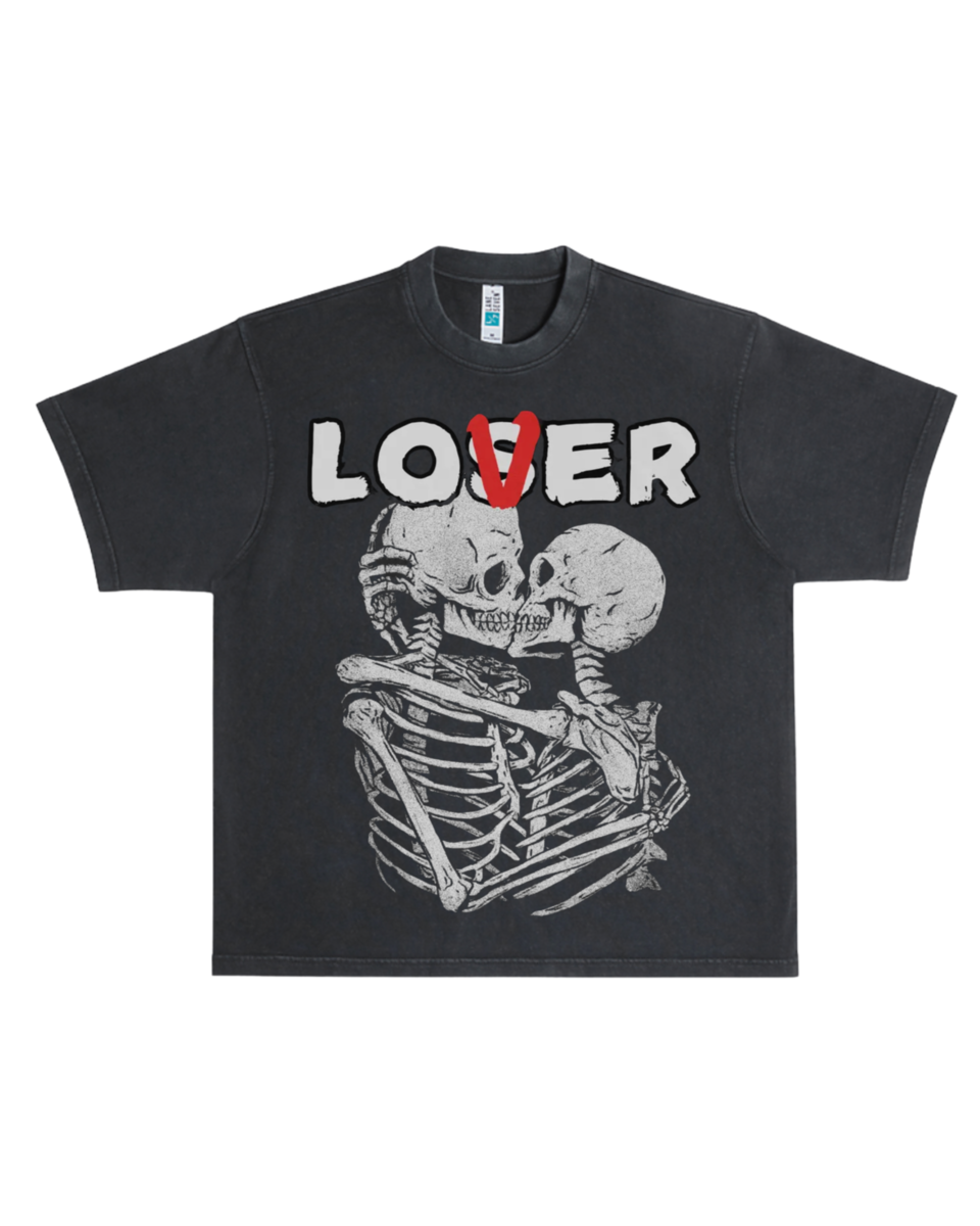 LOVE IS DEAD GRAPHIC TEE SHIRT SKULL BOXY SHIRT, VINTAGE  GRAPHIC PRINT T-SHIRT
